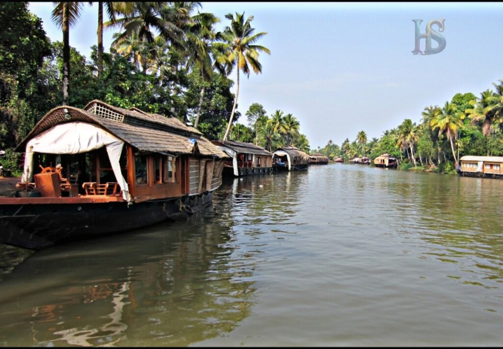 Tourist places in  Kerala